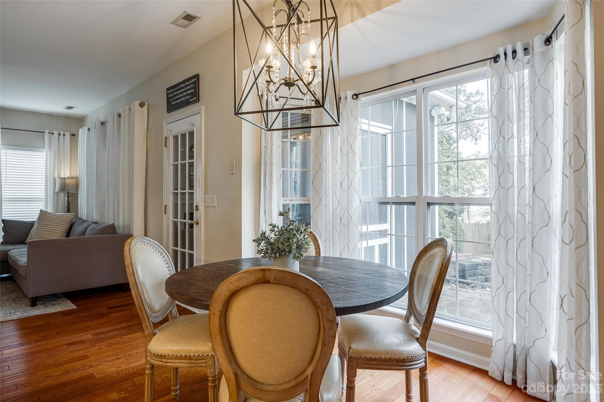 Knightsbridge - Residential