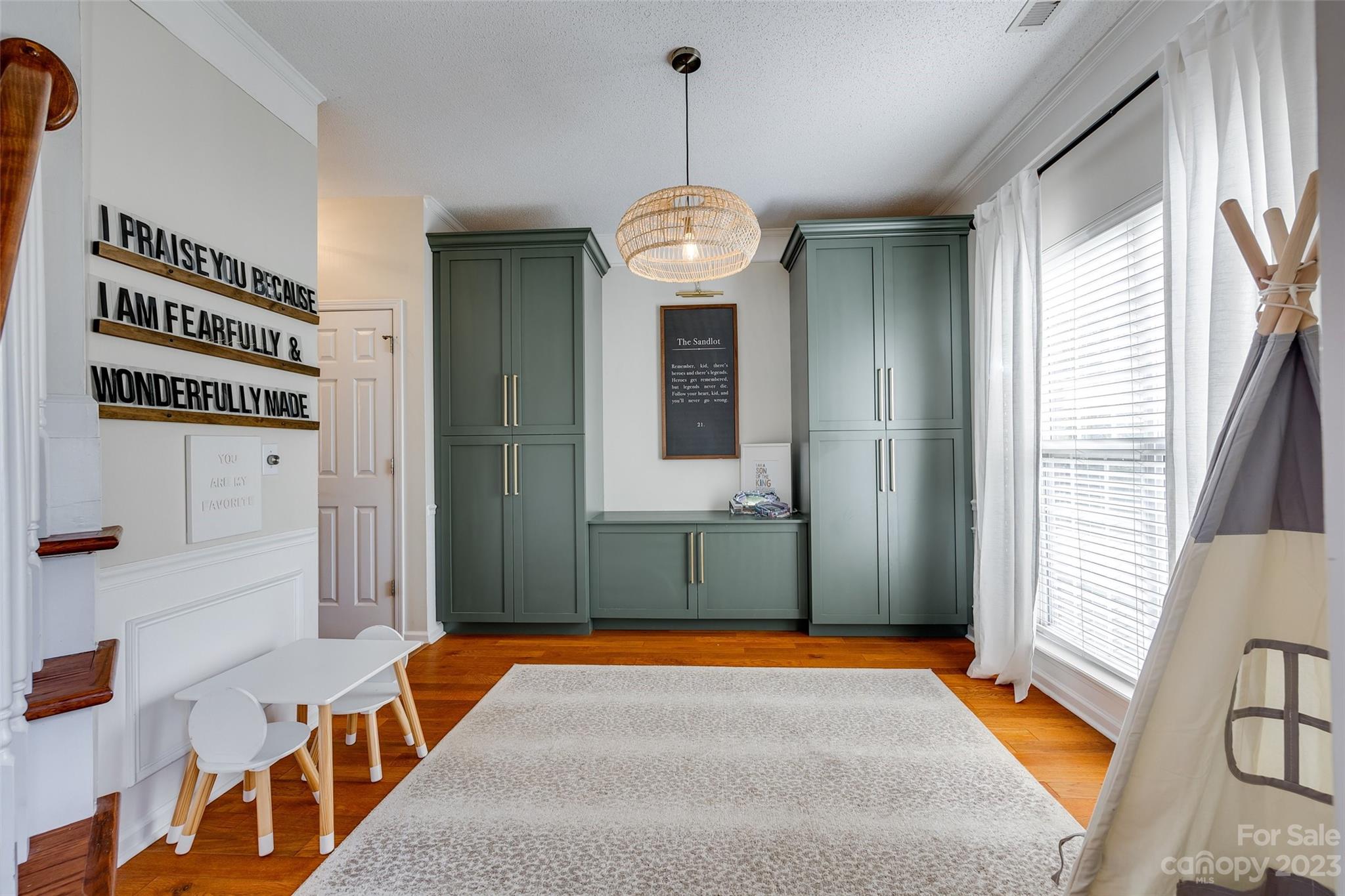 Knightsbridge - Residential