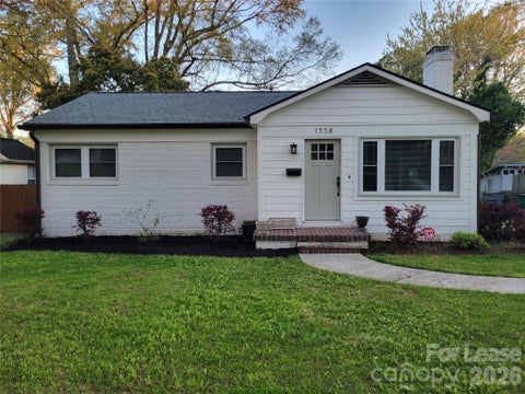 Photo of 1338 Dresden Drive W, Charlotte, NC 28205 (MLS # 4407456)