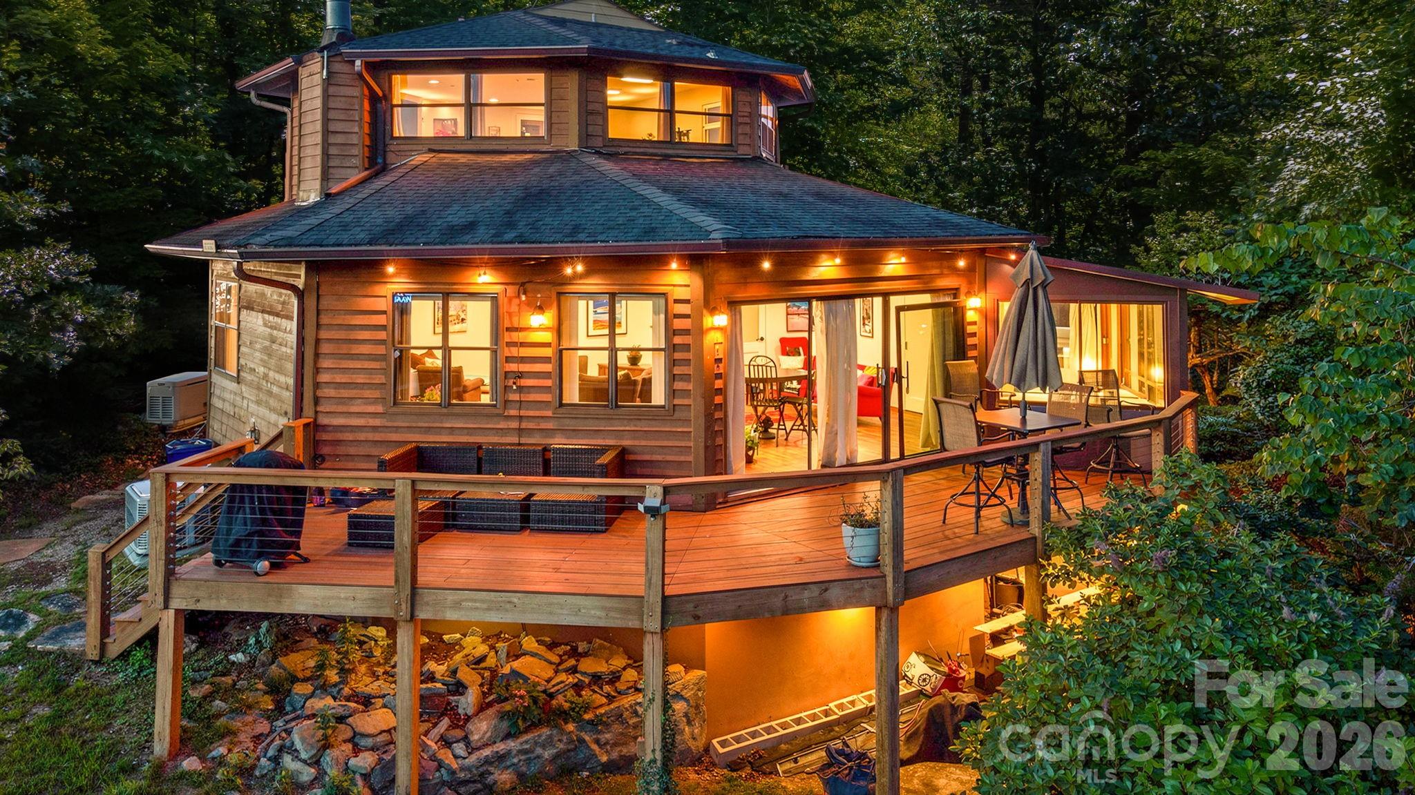 169 Viking Trail, Hendersonville, NC, 28739