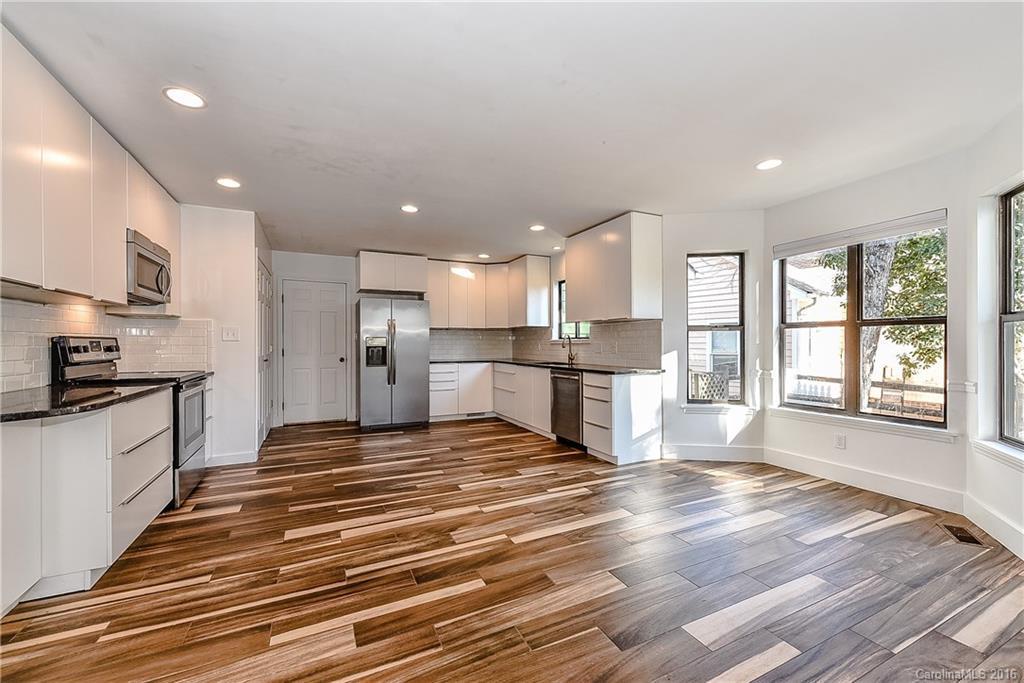 Tega Cay - Residential