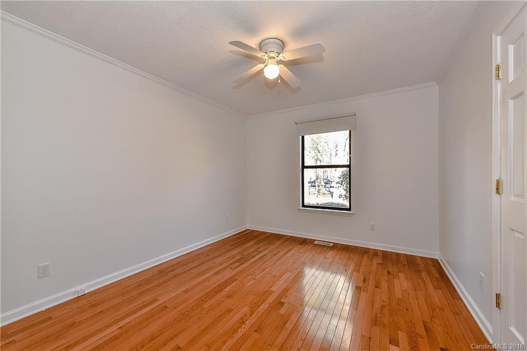 Tega Cay - Residential