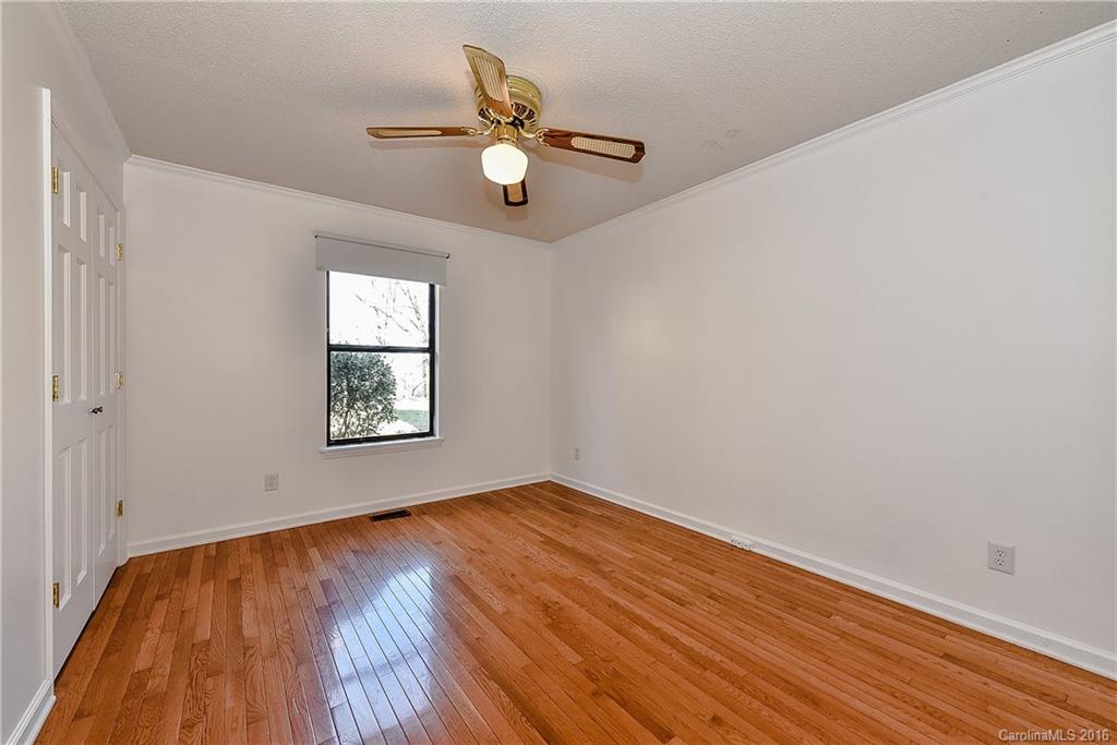 Tega Cay - Residential