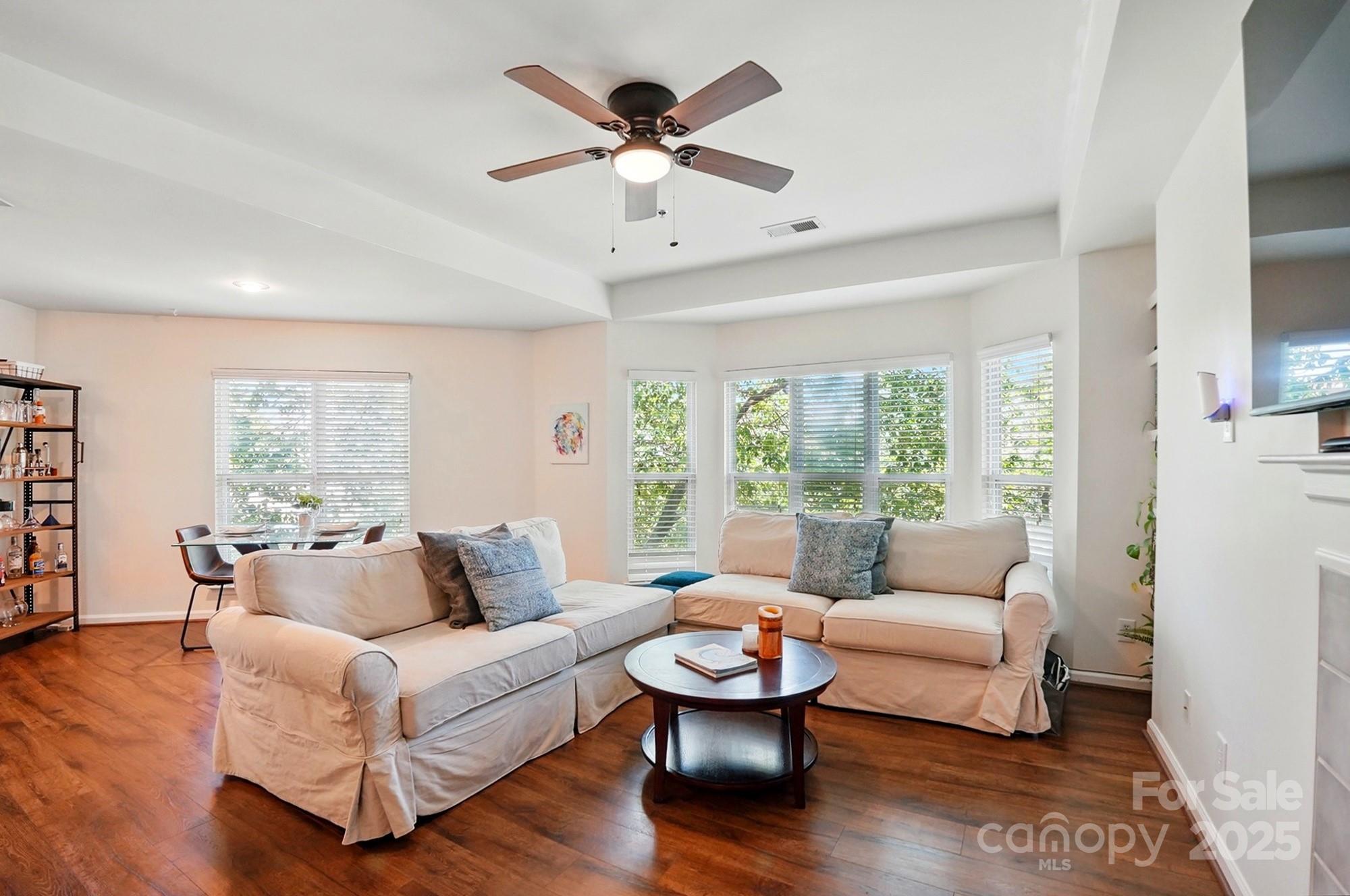 529 N Graham Street 3F