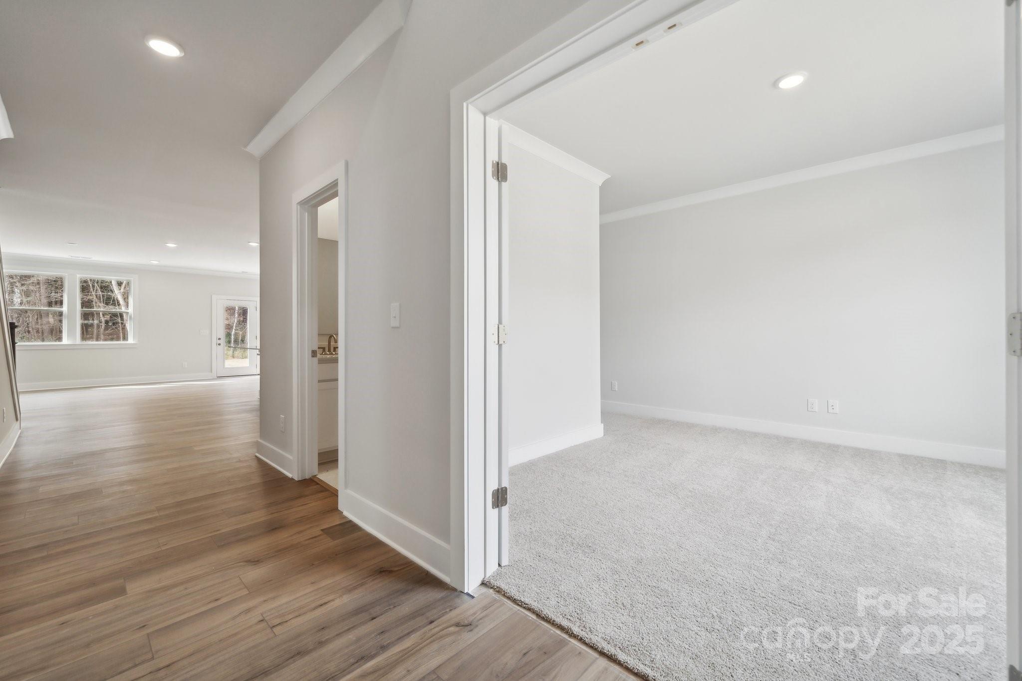 9948 Manor Vista Trail