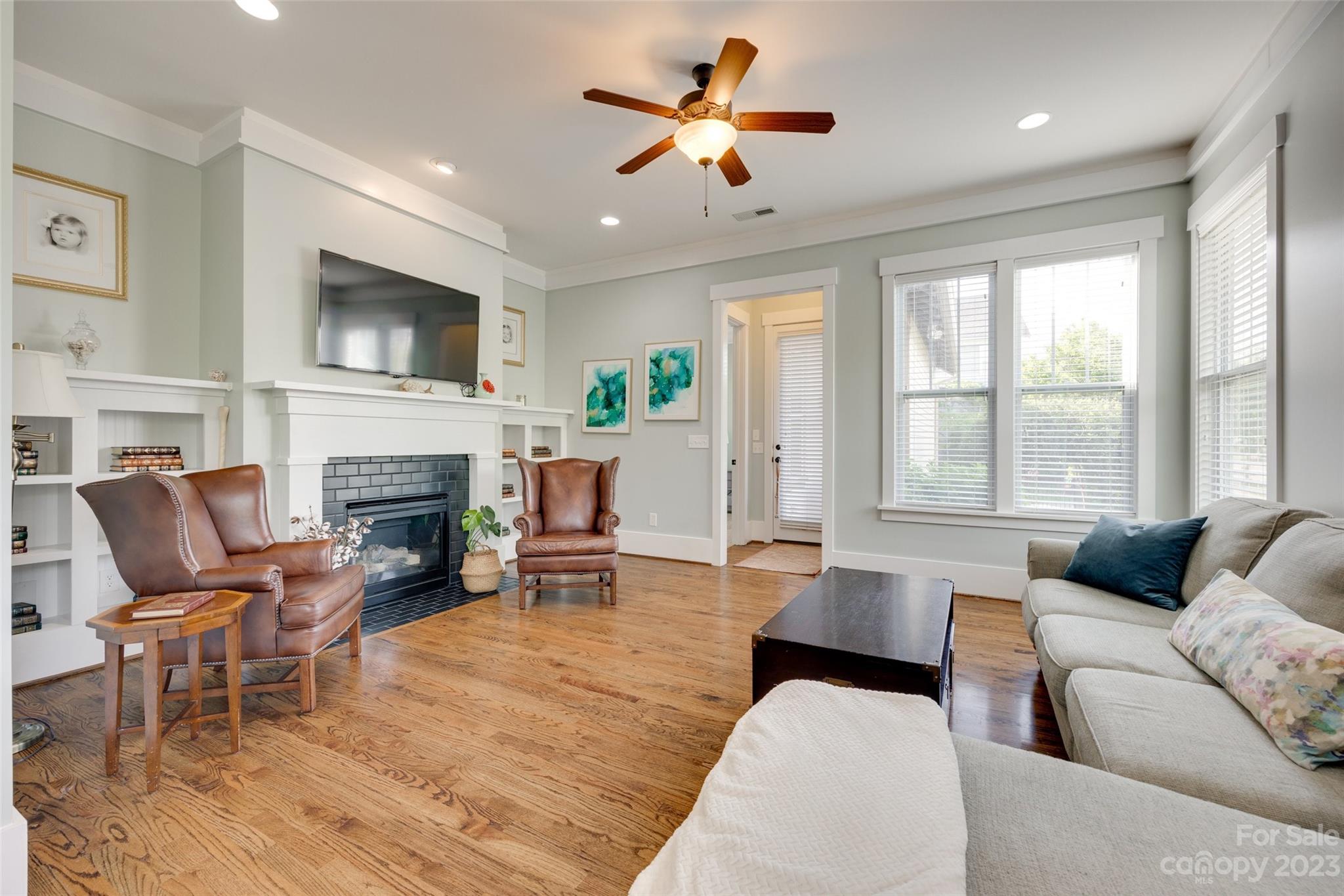 Riverwalk - Residential