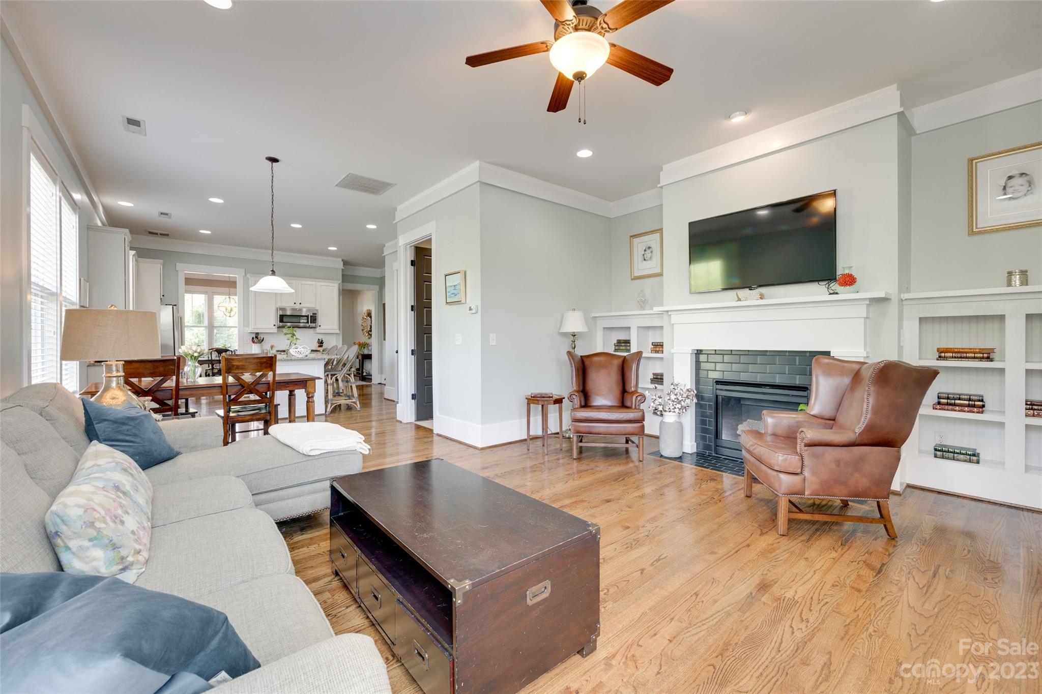 Riverwalk - Residential