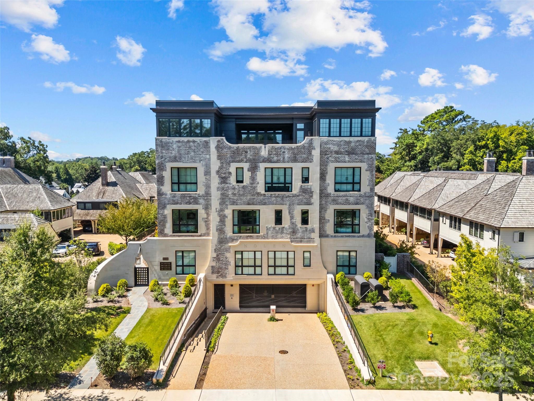 1172 Queens Road