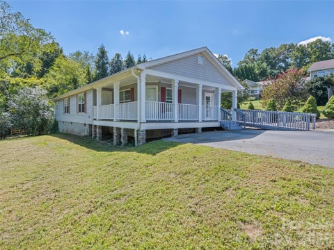 Photo of 10 Enochs Way, Fletcher, NC 28732 (MLS # 4424550)