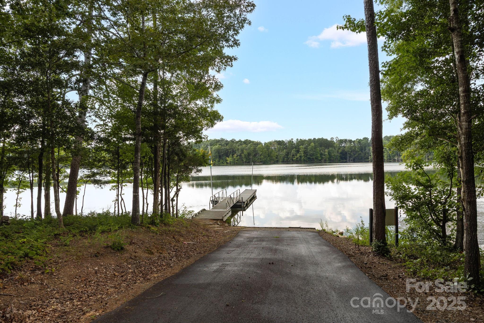 Stoney Point Harbor - Land