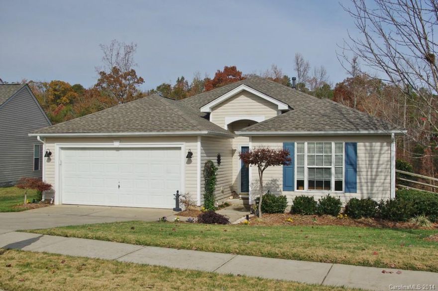 Peerfect split bedroom Ranch! Close to Ballantyne & I-485! Open floor plan w/vaulted GreatRm. Vaulted Master ste. Deluxe bath w/double vanity, garden tub/shower, linen closet & walk-in closet. Secondary bedrooms both have walk-in closets! Gorgeous backyard backs up to wooded privacy. Relax on the extended patio w/custom electric awning! Fenced Yd & exterior storage building/work space w/Electricity! Spotless Garage w/epoxy floor! Proff landscaping w/Irrigation. New Roof '14. 1 Yr Home warranty!
