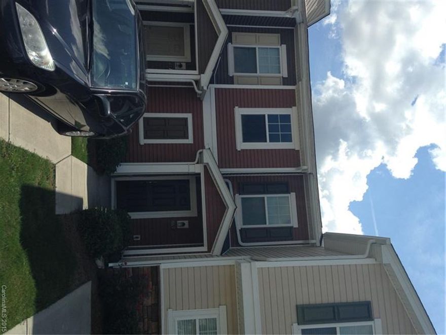 Nice 2 bedroom on a quiet street.  Stainless appliances.  Close to Carowinds, and I-77.