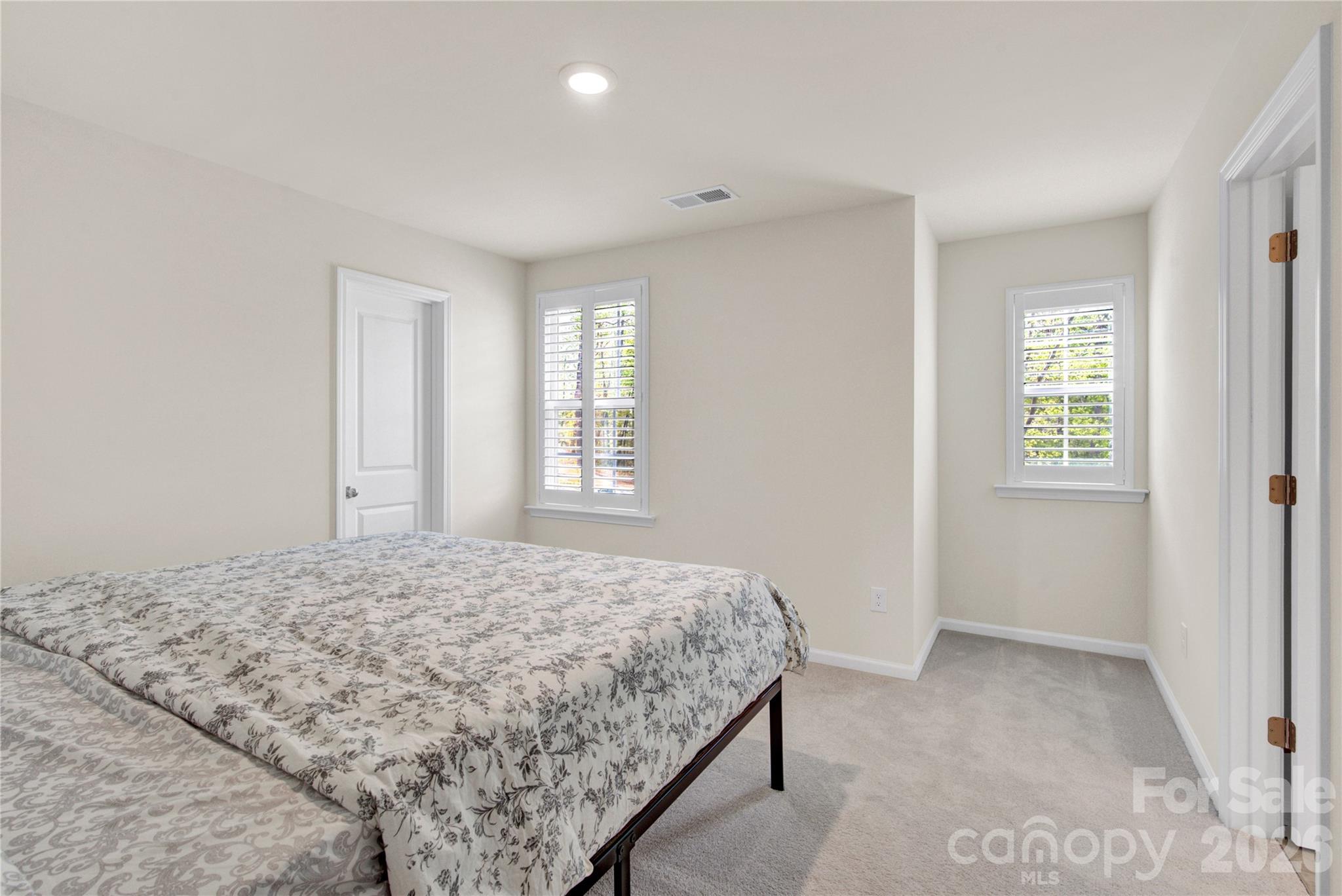 The Estates at Arlington Woods - Residential