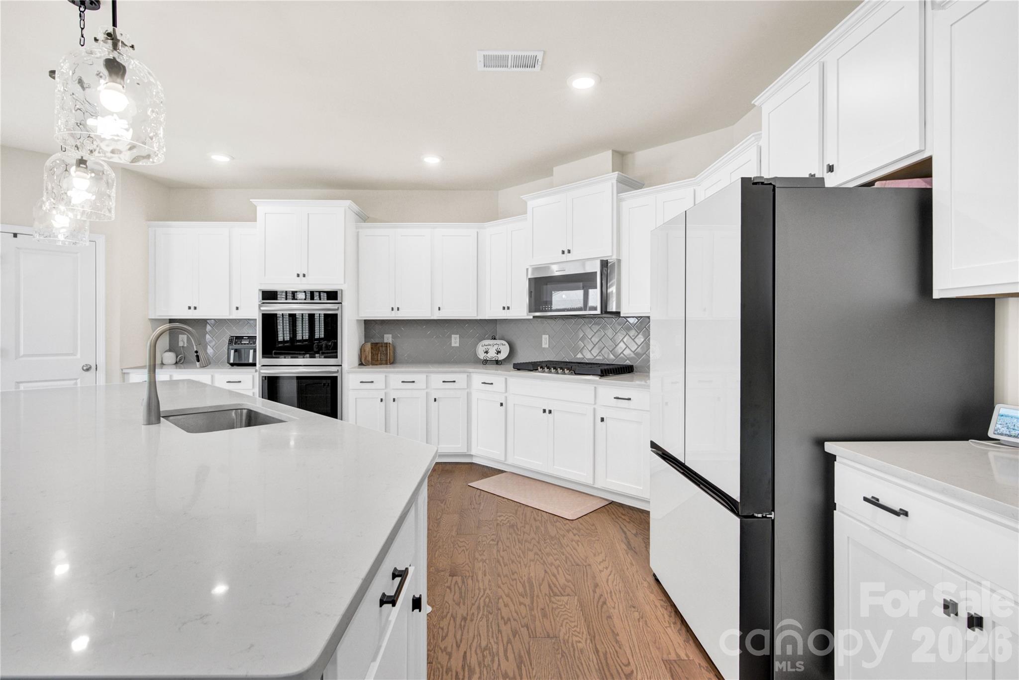 The Estates at Arlington Woods - Residential