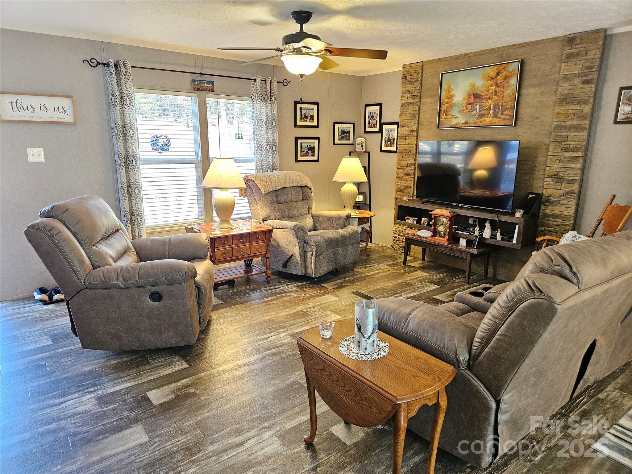 144 River Breeze Drive