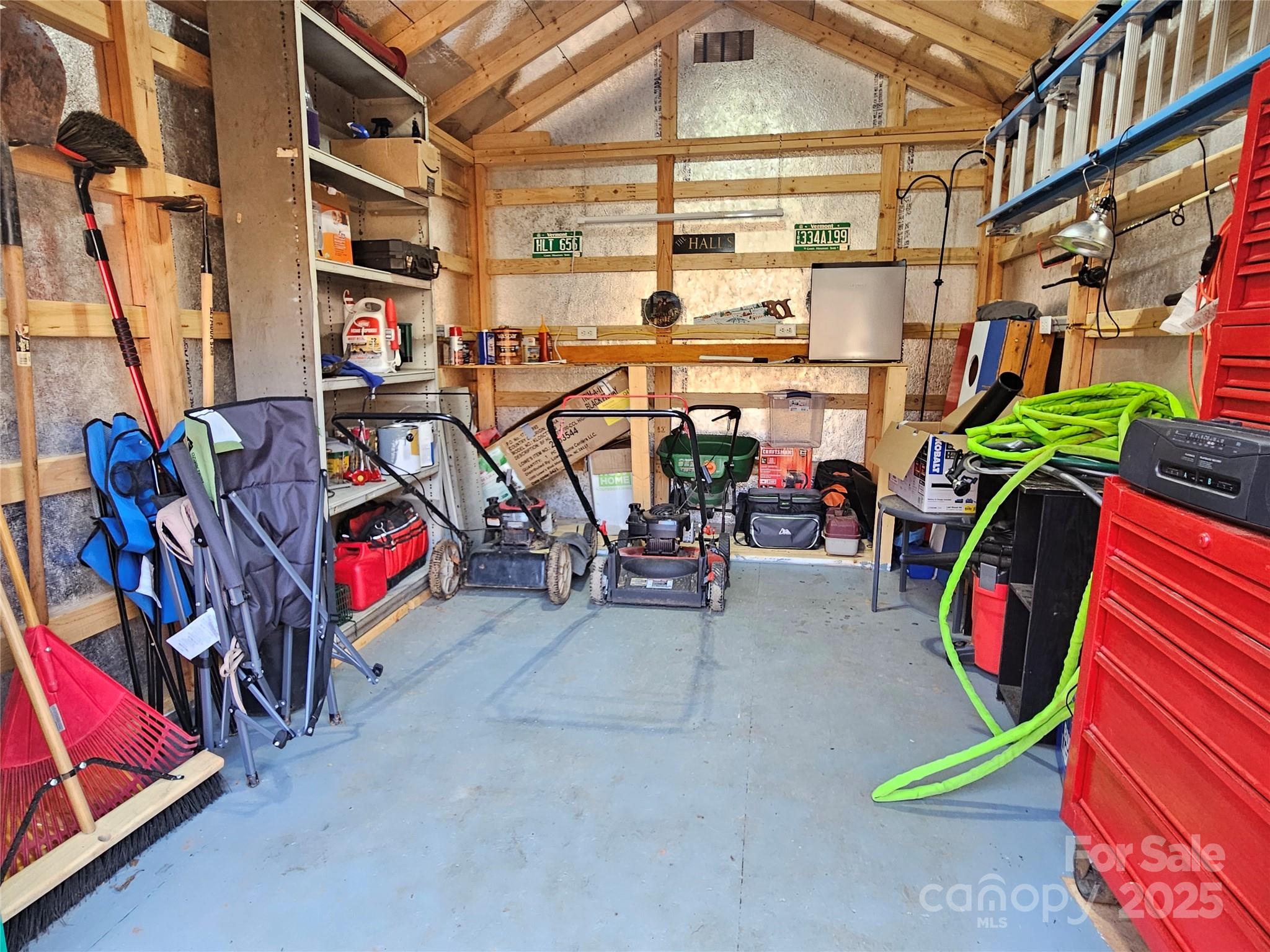 River Breeze - Residential