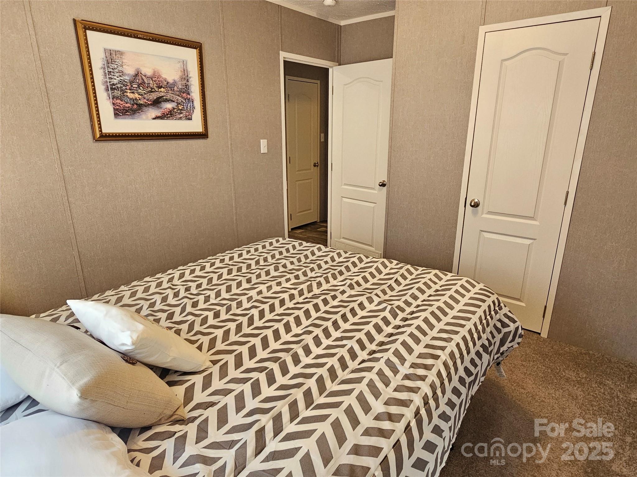 River Breeze - Residential