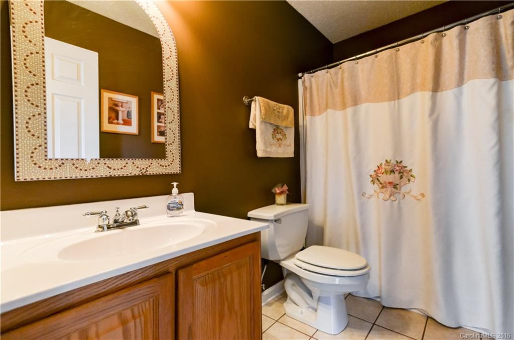 River Chase - Residential