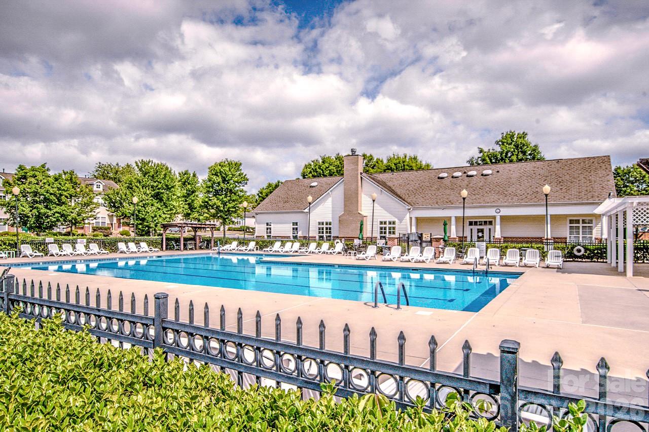 Alexander Chase - Residential