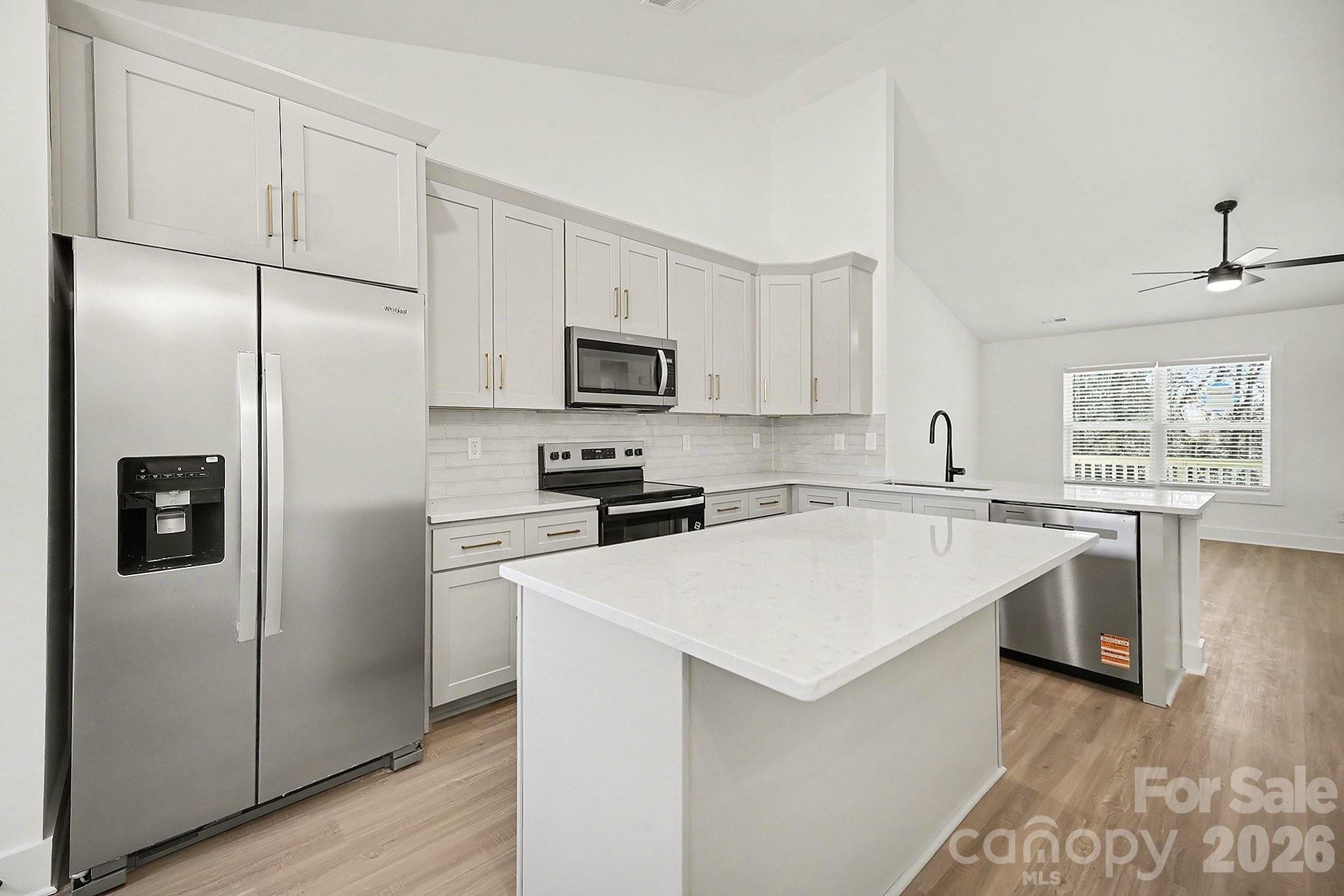 South Lakes - Residential