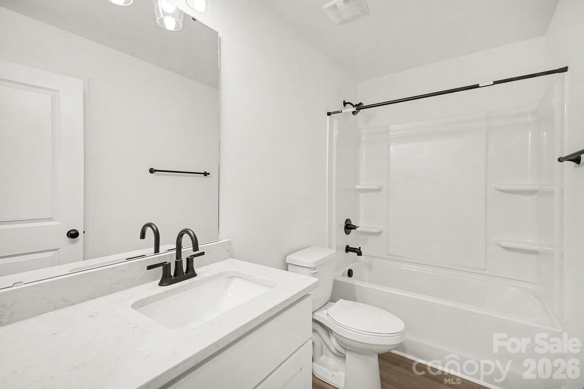 South Lakes - Residential