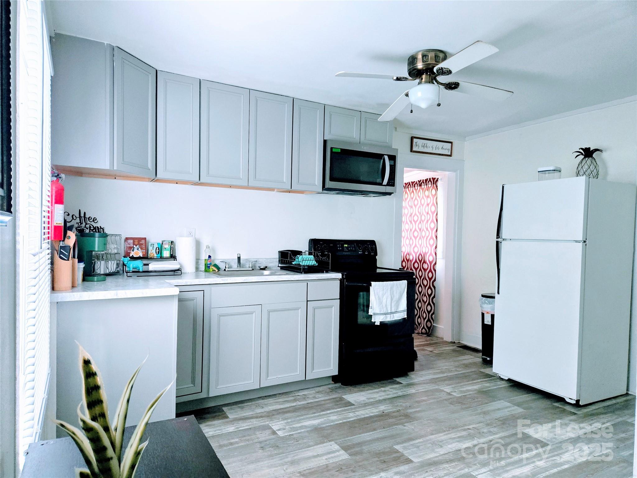 810 Evening Shade Lane