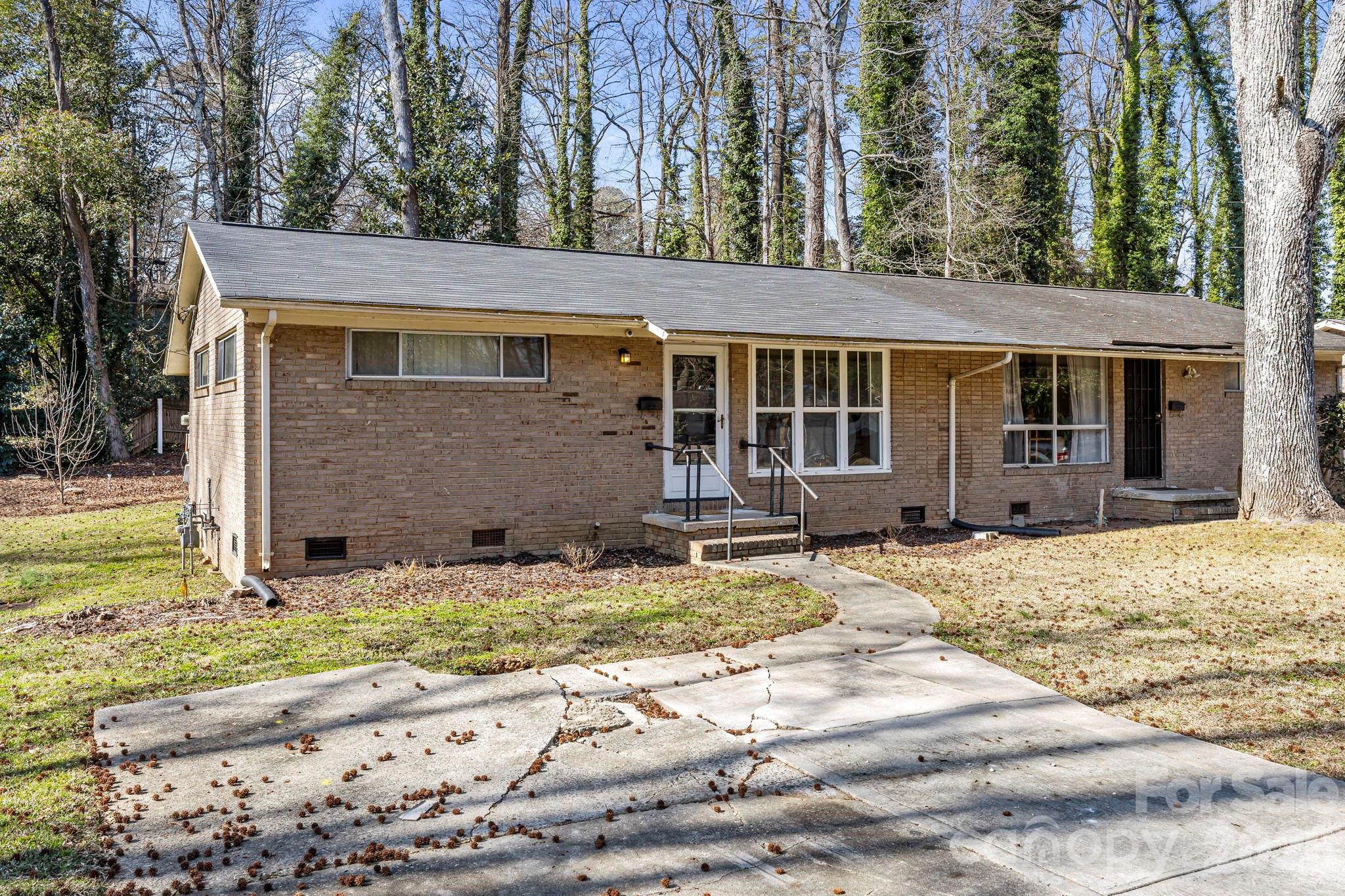 Park Plaza - Residential