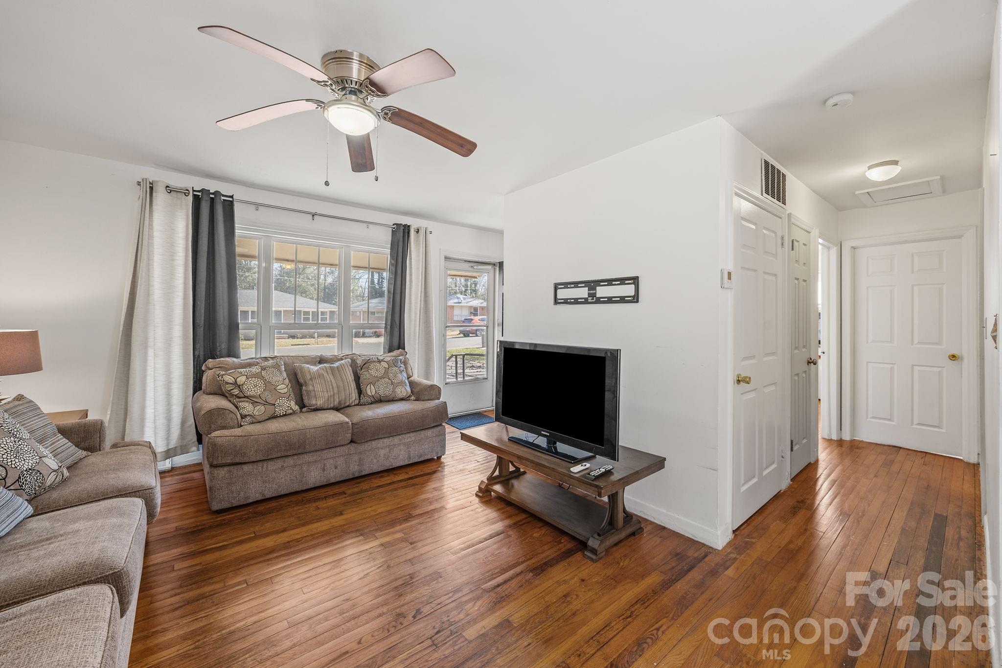 Park Plaza - Residential