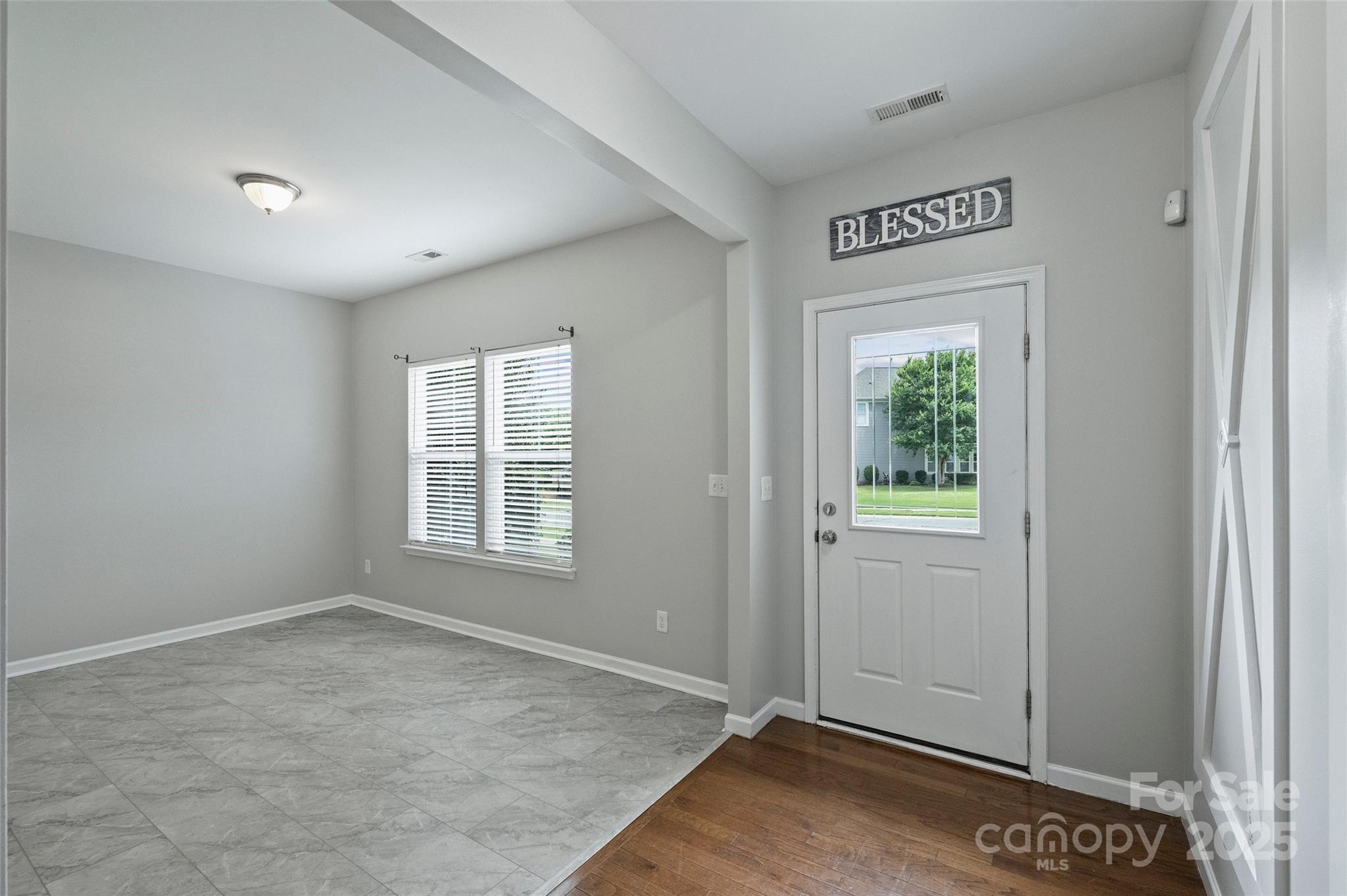 2514 Mountain Laurel Avenue NW