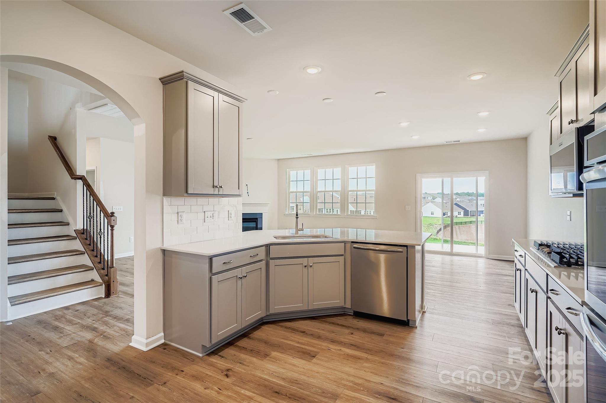 4211 Skyboat Circle