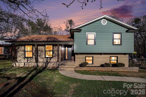 7651 Briardale Drive Charlotte NC 28212