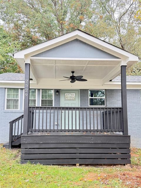 2529 Crescent Lane Gastonia NC 28052