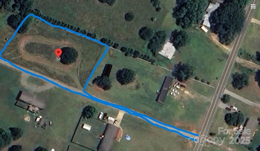 Beautiful vacant lot over an acre ready to be yours! Call or text listing agent for details!