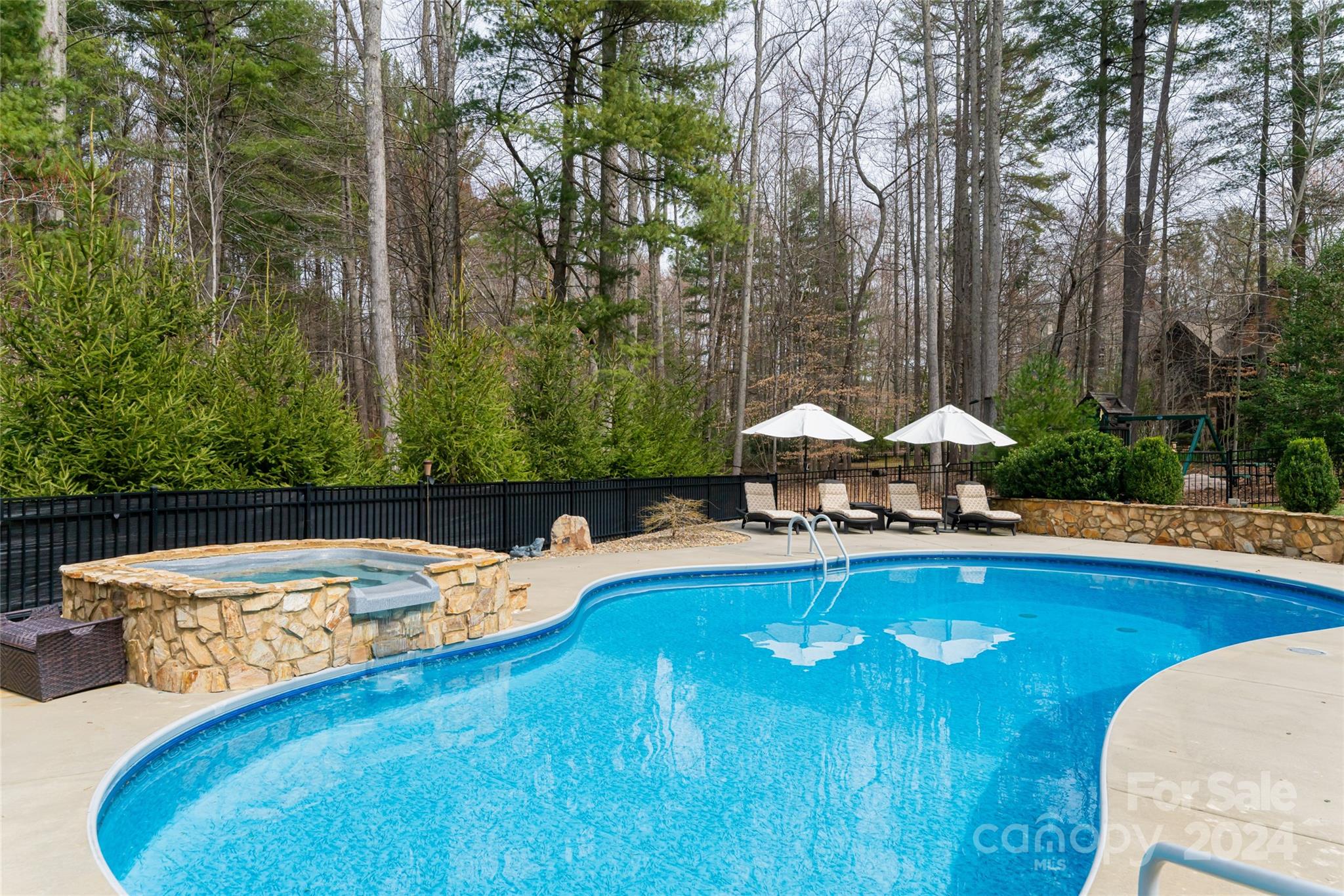 Biltmore Lake - Residential