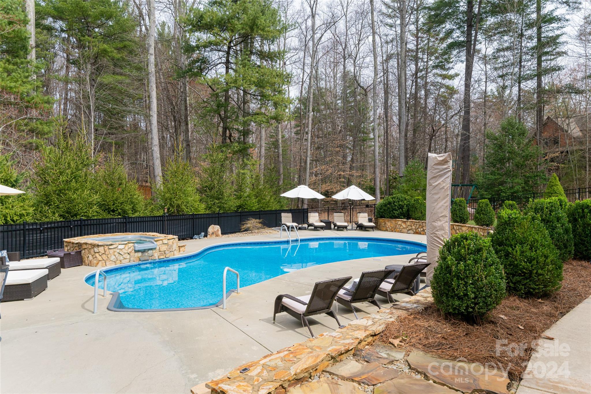 Biltmore Lake - Residential