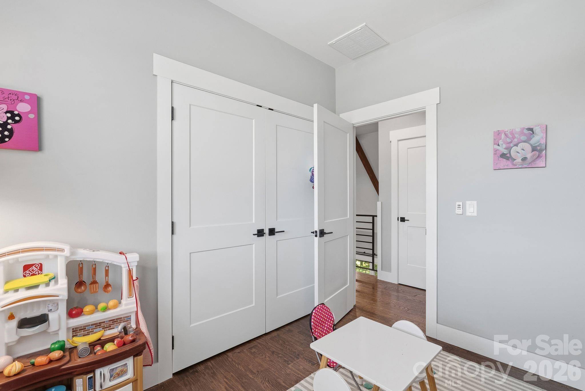 Garrison Hills - Residential