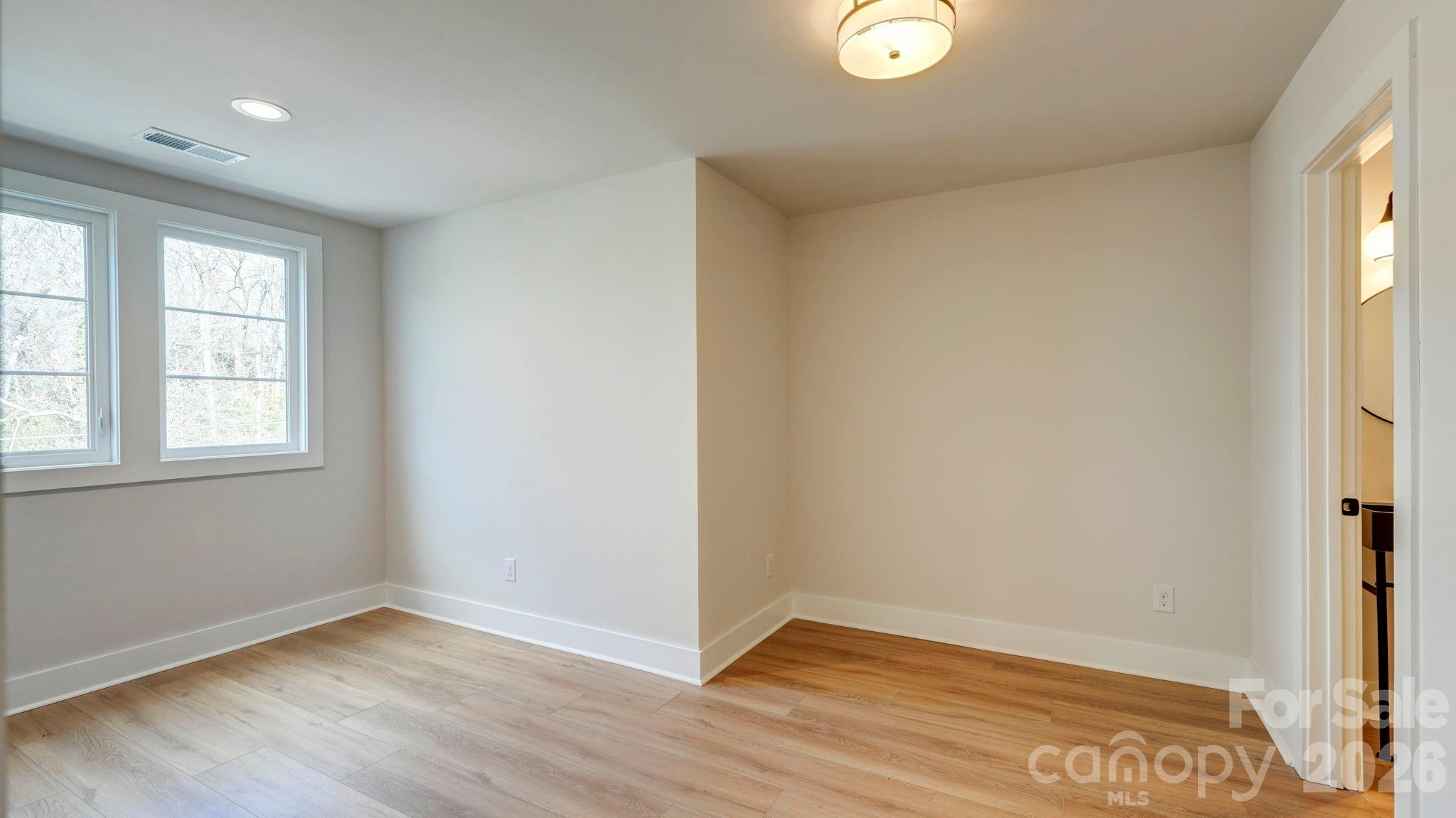 Commonwealth Park - Residential