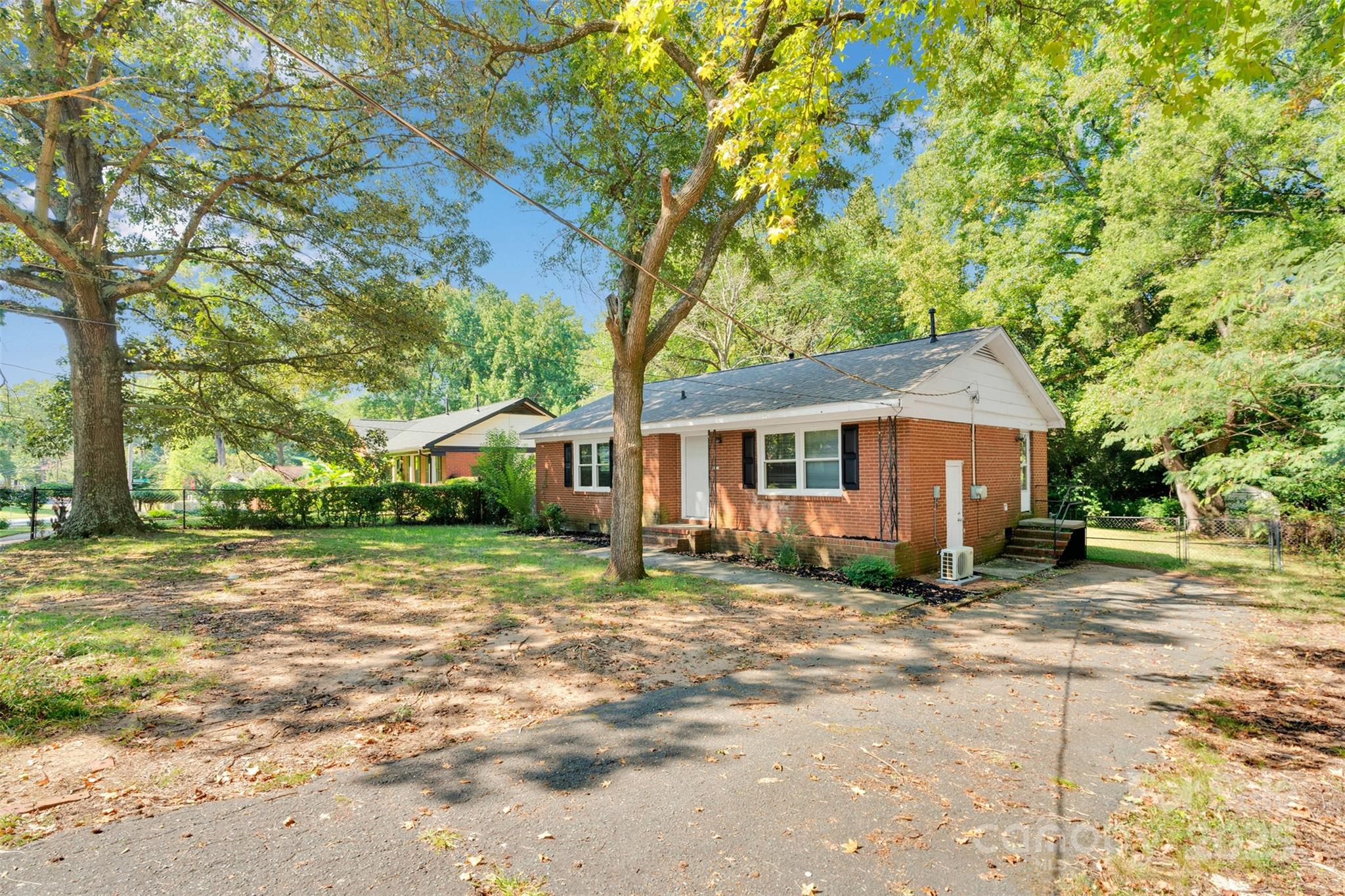 2846 Kenhill Drive