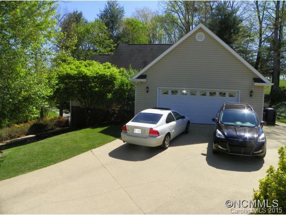 Regal Knolls - Residential