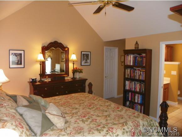 Regal Knolls - Residential