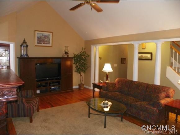 Regal Knolls - Residential
