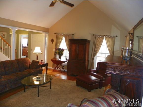 Regal Knolls - Residential
