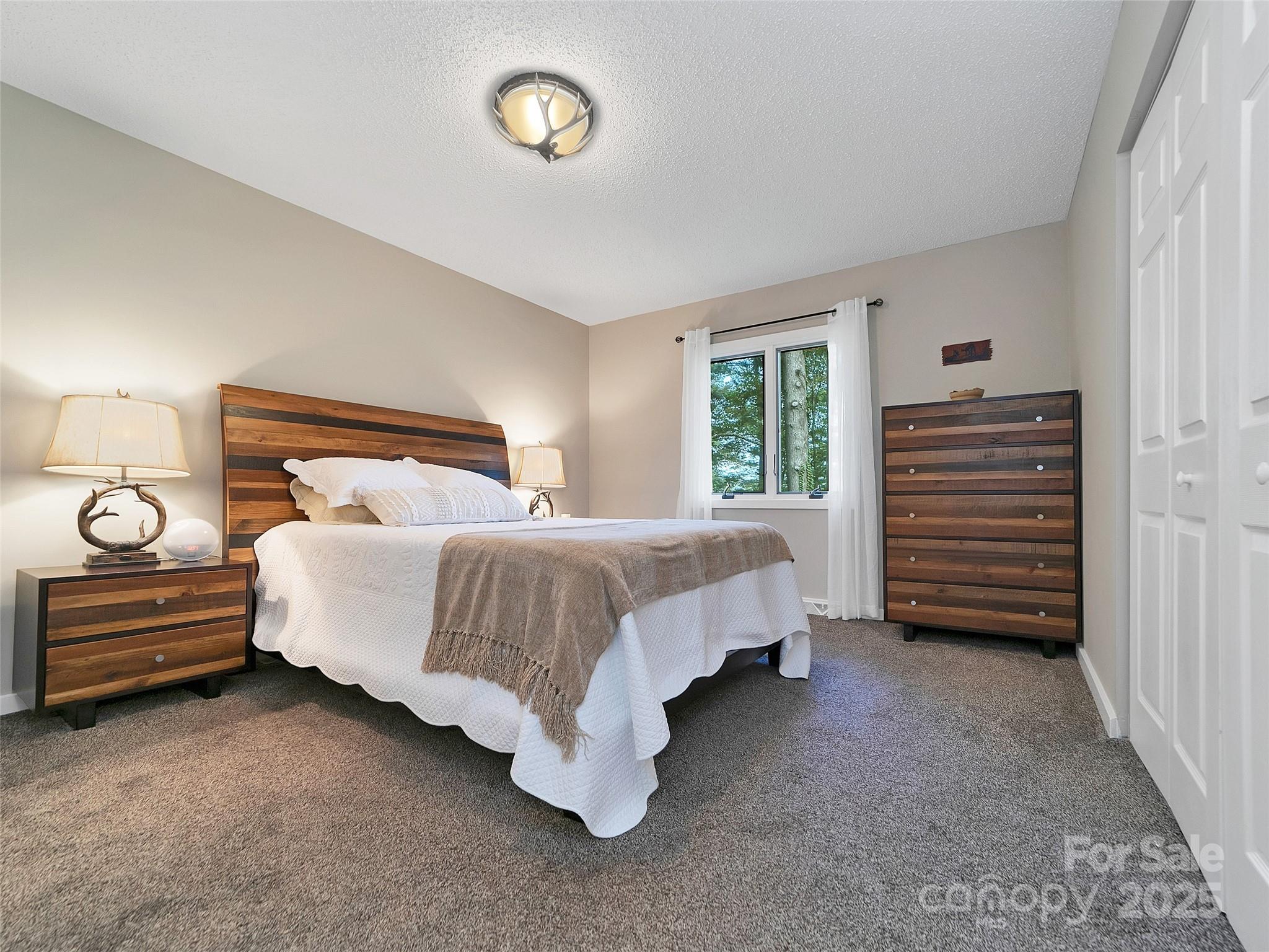 Knob Creek - Residential