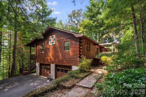 Photo of 423 Rambling Drive, Hendersonville, NC 28739 (MLS # 4403347)