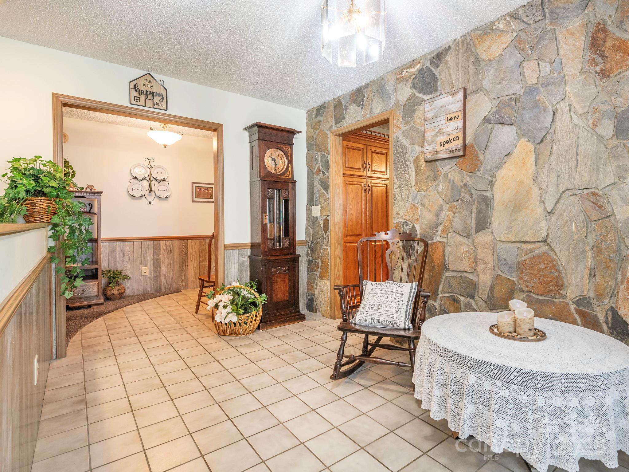 1061 Old Peachland Road