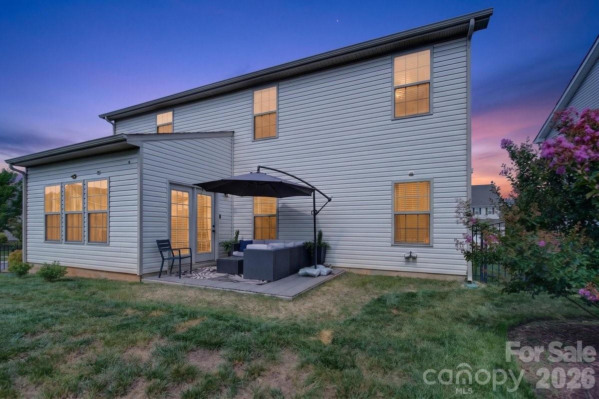 1677 Scarbrough Circle SW