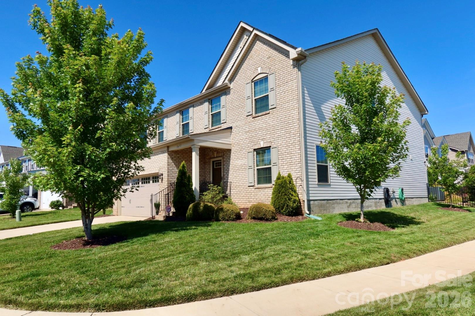 1677 Scarbrough Circle SW