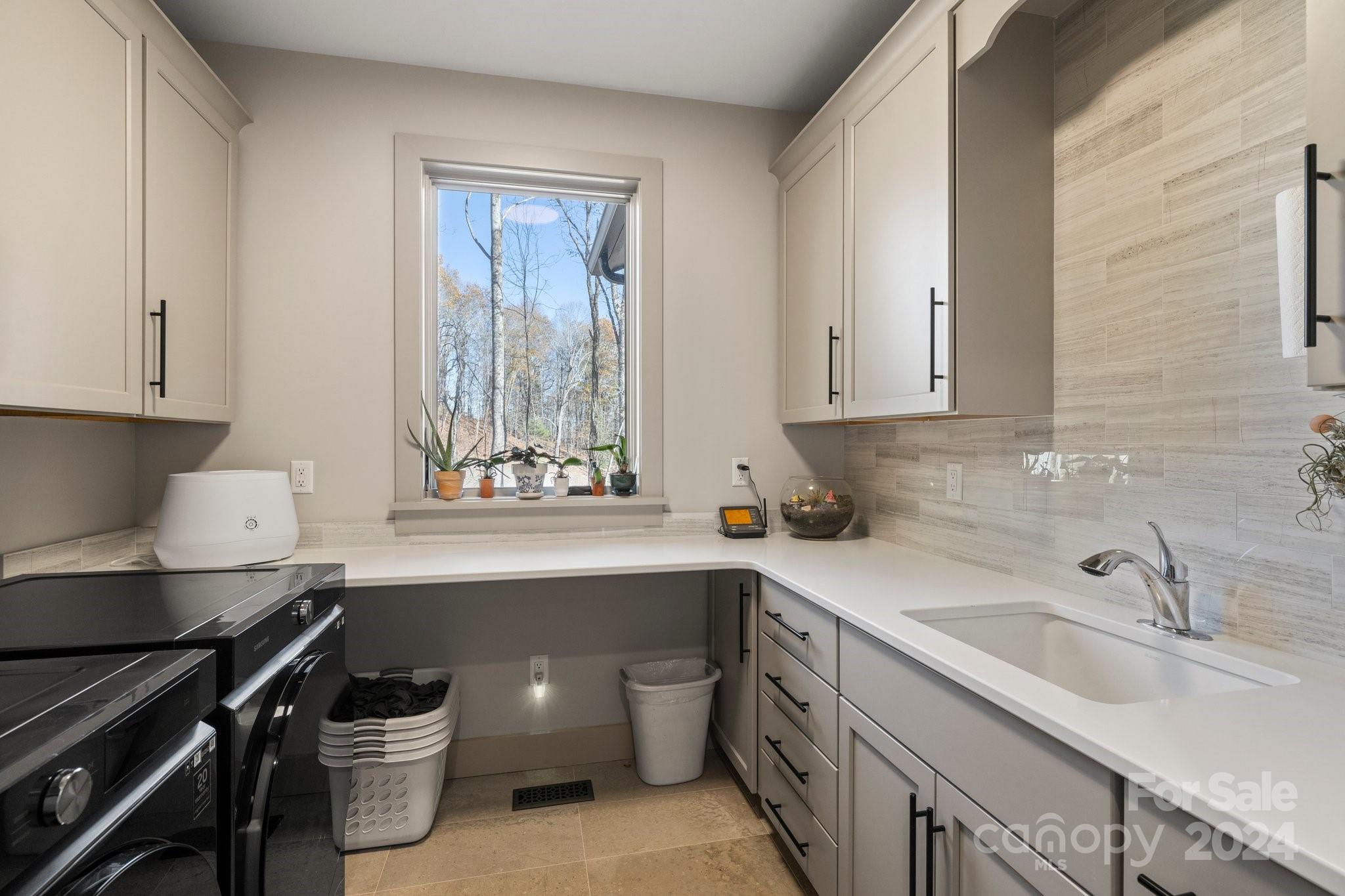 Couch Mountain - Residential