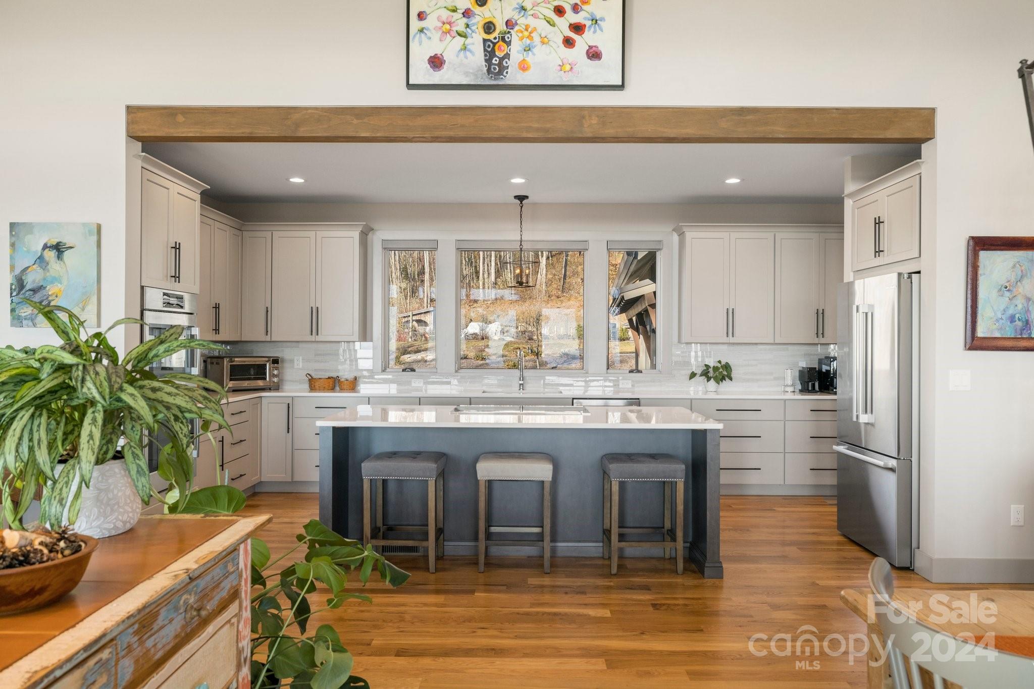 Couch Mountain - Residential