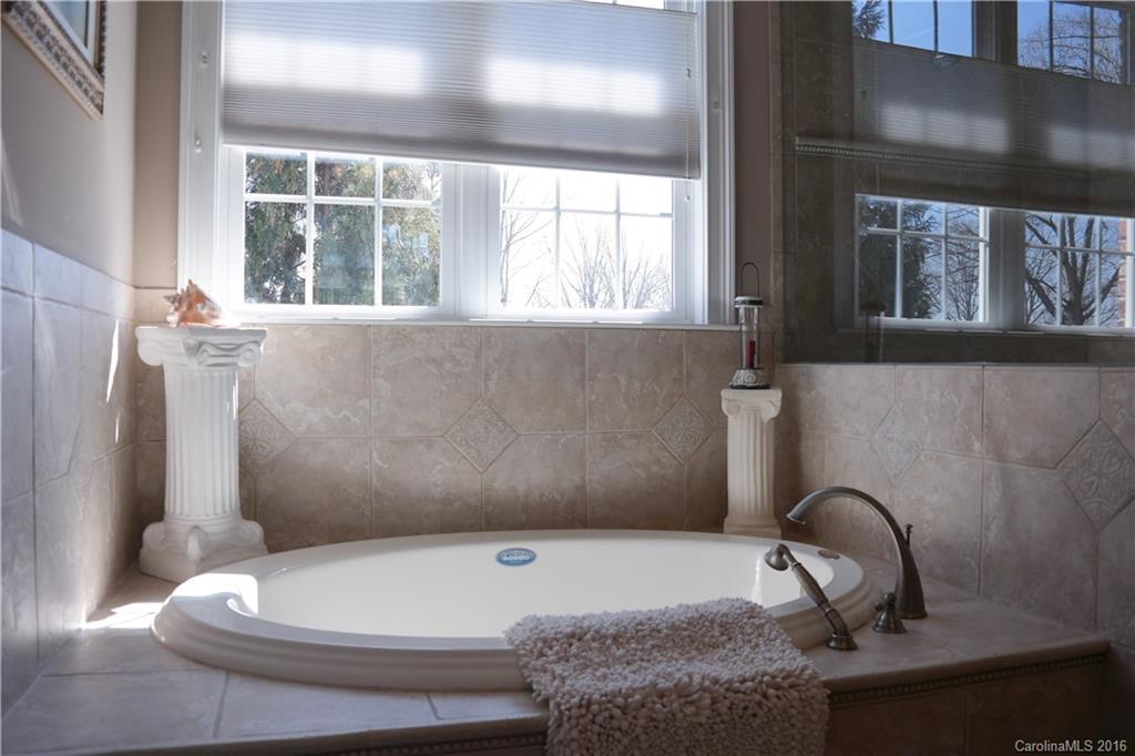 Woodland Hills - Residential